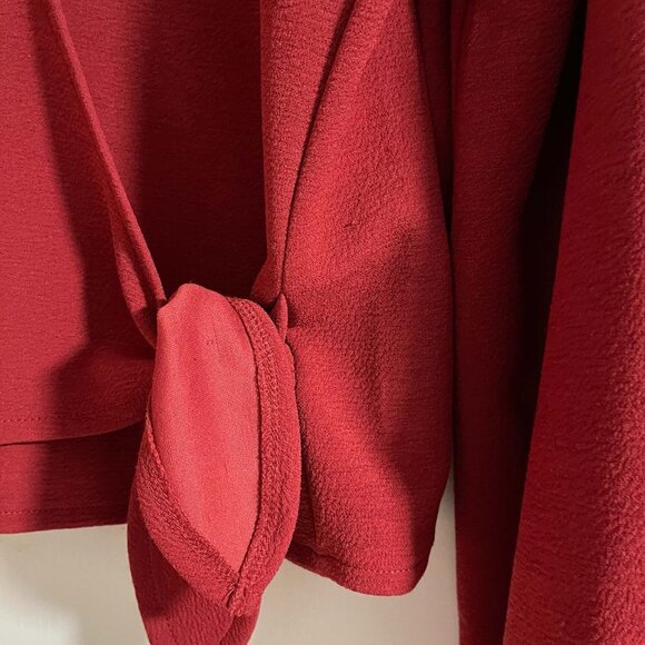 Madewell Texture and Thread Red Wrap Top Medium - Picture 6 of 10